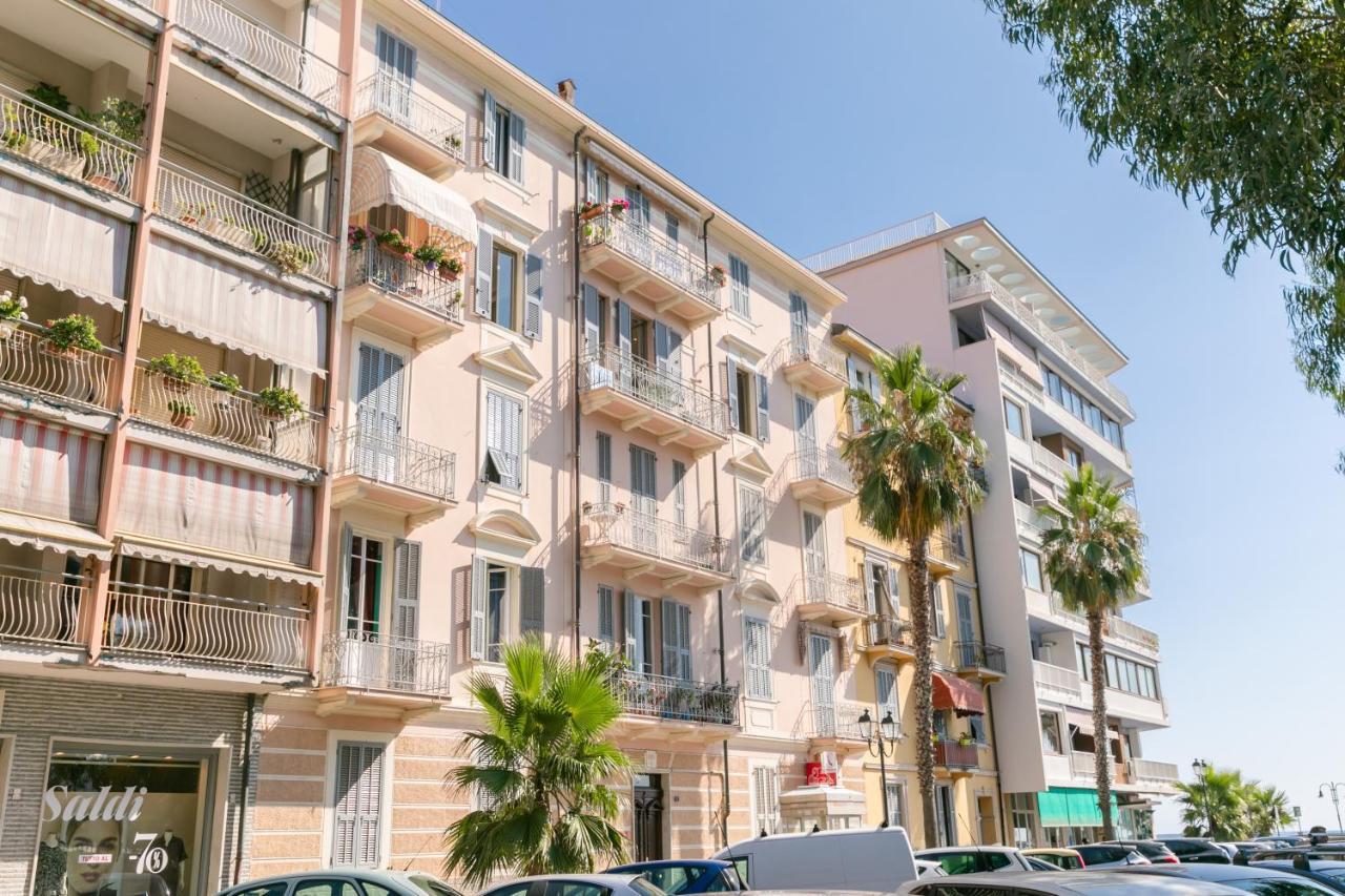 Ventimiglia City Center With Sea View เวนติมิญา ภายนอก รูปภาพ